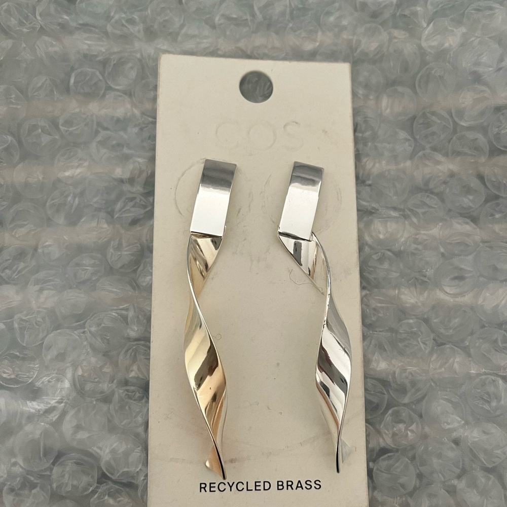 COS Recycled Brass Modern Silver Twist Earrings - Picture 4 of 11